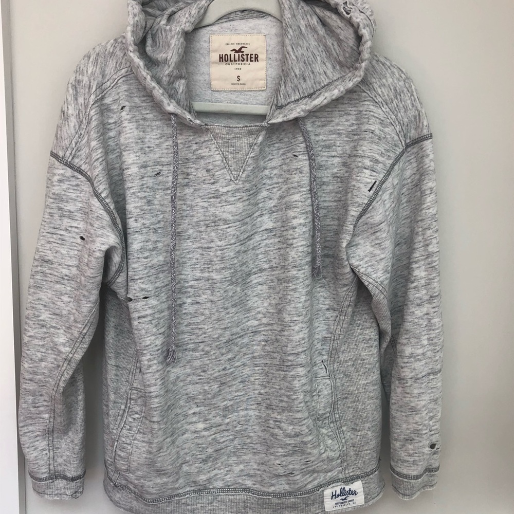 Gray Hollister Sweatshirt